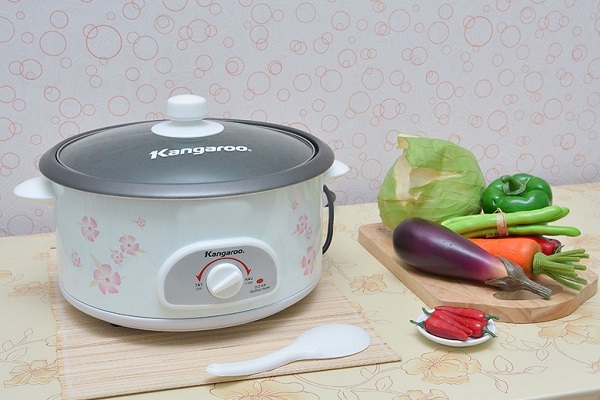 Nồi lẩu điện Kangaroo model KG800 có gì thu hút bạn?